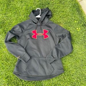 Under Armour sweatshirt